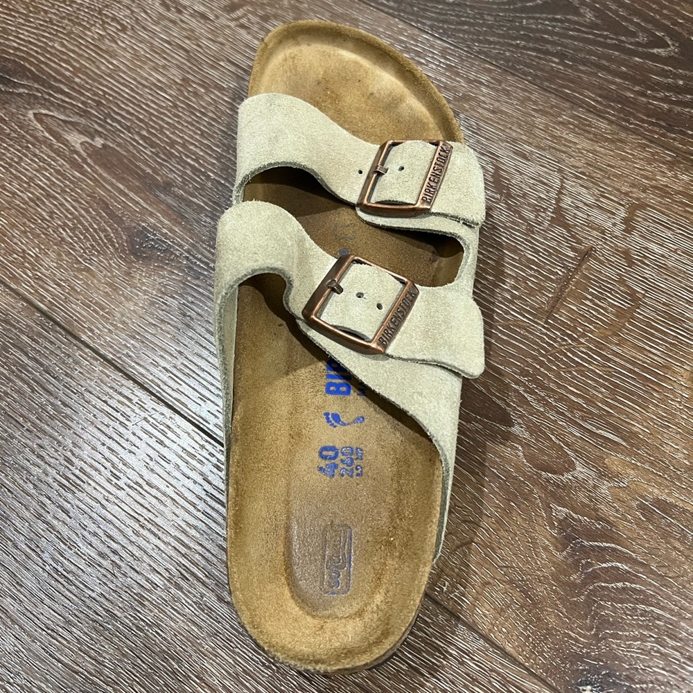 Amputee / replacement Birkenstock RIGHT shoe only size 40 ( size 9 )
